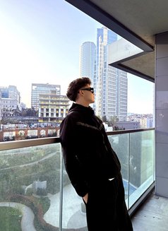 Merttwinkboyyx - Male escort in Riyadh Photo 3 of 9