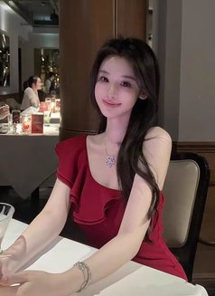 Mery - escort in Guangzhou Photo 1 of 4