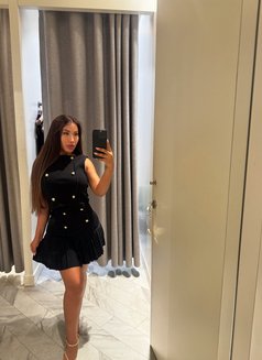 Mery - puta in Abu Dhabi Photo 5 of 5