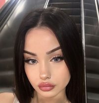 Mery - escort in Ankara Photo 1 of 6