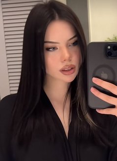 Mery - escort in Ankara Photo 2 of 6
