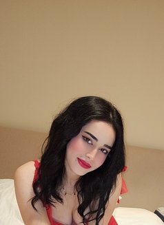 Meryiem in Tecom - puta in Dubai Photo 2 of 5