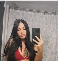 Meryl - escort in Al Manama