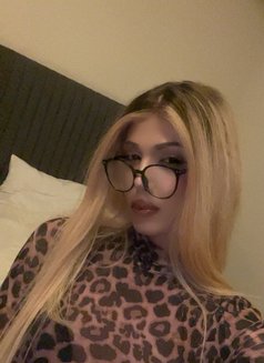 Meryy - Transsexual escort in Riyadh Photo 6 of 6