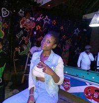Met - escort in Nairobi