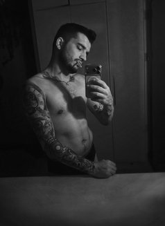 Metin_top - Male escort in İstanbul Photo 7 of 8