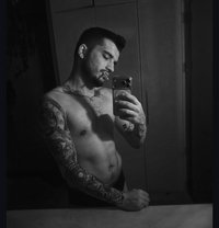 metin_topع - Acompañantes masculino in Beirut