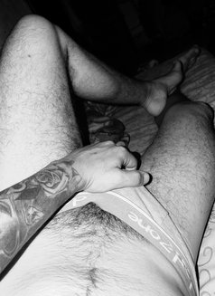 metin_topع - Male escort in Beirut Photo 10 of 13