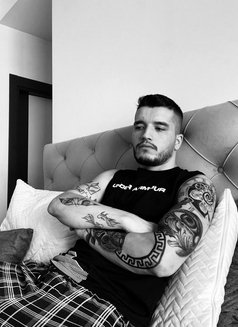 Metin_top - Male escort in İstanbul Photo 8 of 8