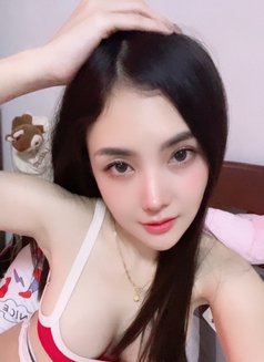 Mew Mew - escort in Bangkok Photo 3 of 5