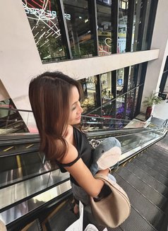 Mew - Transsexual escort in Bangkok Photo 13 of 15