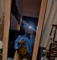 Mew28 - escort in Okinawa Island