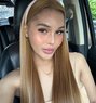 Victoria - escort in Manila Photo 6 of 15
