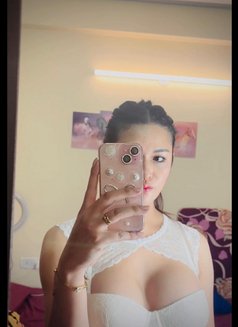 Mexy - Transsexual escort in Bangalore Photo 2 of 8
