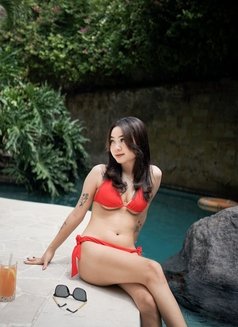 Mey Ling - escort in Bali Photo 3 of 5