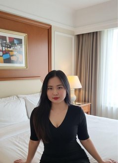 Mey Mey - escort in Singapore Photo 4 of 6