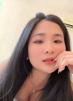 Mey Mey - escort in Singapore Photo 5 of 6