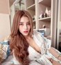 Meyleen - escort in Jakarta Photo 1 of 8