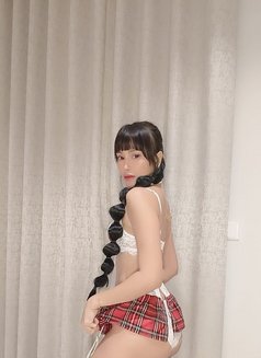 Meyyokkii - puta in Mumbai Photo 2 of 6