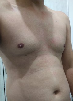 Mezo Dubai - Male escort in Dubai Photo 2 of 3