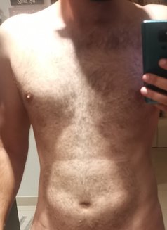 Mezo Dubai - Male escort in Dubai Photo 3 of 3