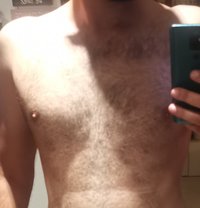 Mezo Dubai - Acompañantes masculino in Dubai