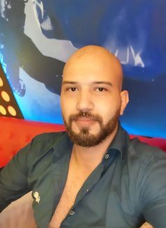 Mezo Dubai - Male escort in Dubai Photo 1 of 1