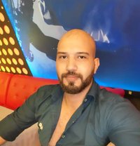 Mezo Dubai - Male escort in Dubai