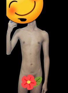 23, 4'', Privacy will be maintained - Male escort in New Delhi Photo 1 of 2