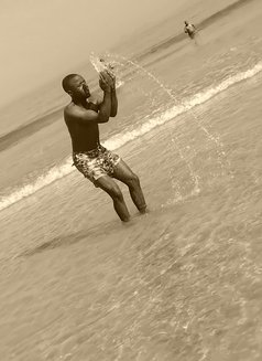 Mfundo - Male escort in Cape Town Photo 2 of 6