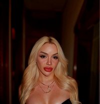 Mhalley. - Transsexual escort in Hong Kong