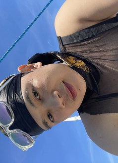 Mhavie - Male escort in Makati City Photo 9 of 13