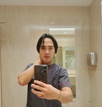 Mhel - masseur in Abu Dhabi