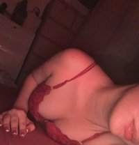 Mhelinda - Transsexual escort in Manila