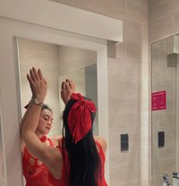 Mhia - Transsexual escort in Dubai