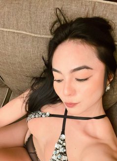 Mhia - Transsexual escort in Dubai Photo 7 of 9