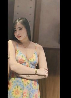 Mi Ca - escort in Dubai Photo 1 of 3