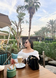 Mi Ca - puta in Dubai Photo 4 of 4