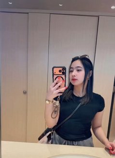 Mi Ca - escort in Dubai Photo 6 of 11