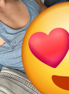 Mi. Dr - Male escort in Beirut Photo 4 of 5