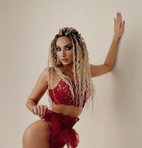 Mi from Estonia - escort in Singapore