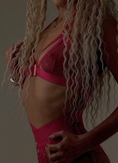 Mi from Estonia - escort in Singapore Photo 13 of 17