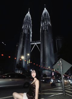 Lily - Transsexual escort in Jeddah Photo 1 of 3