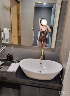 Hye-ri - escort in Seoul Photo 3 of 3