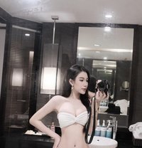 Mi Ran - puta in Bangkok Photo 7 of 8