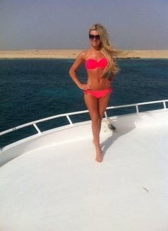 MIA 19 y.o TALL MODEL First Time - escort in Dubai Photo 5 of 7
