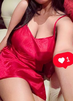 Mia 23 yrs INDEPENDENT - puta in Mumbai Photo 13 of 14