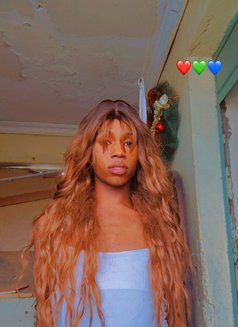 Mia Angle - Transsexual escort in Nairobi Photo 2 of 10