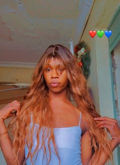 Mia Angle - Transsexual escort in Nairobi Photo 3 of 10