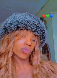 Mia Angle - Transsexual escort in Nairobi Photo 10 of 10